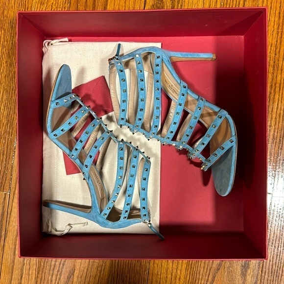 NEW - Valentino Blue Stud Heels - Picture 10 of 16